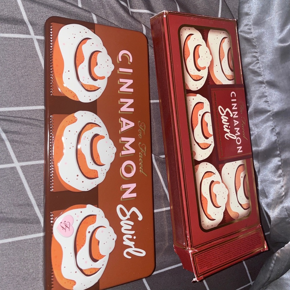 Too faced palettes